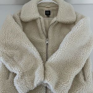 BDG lined cozy coat size medium